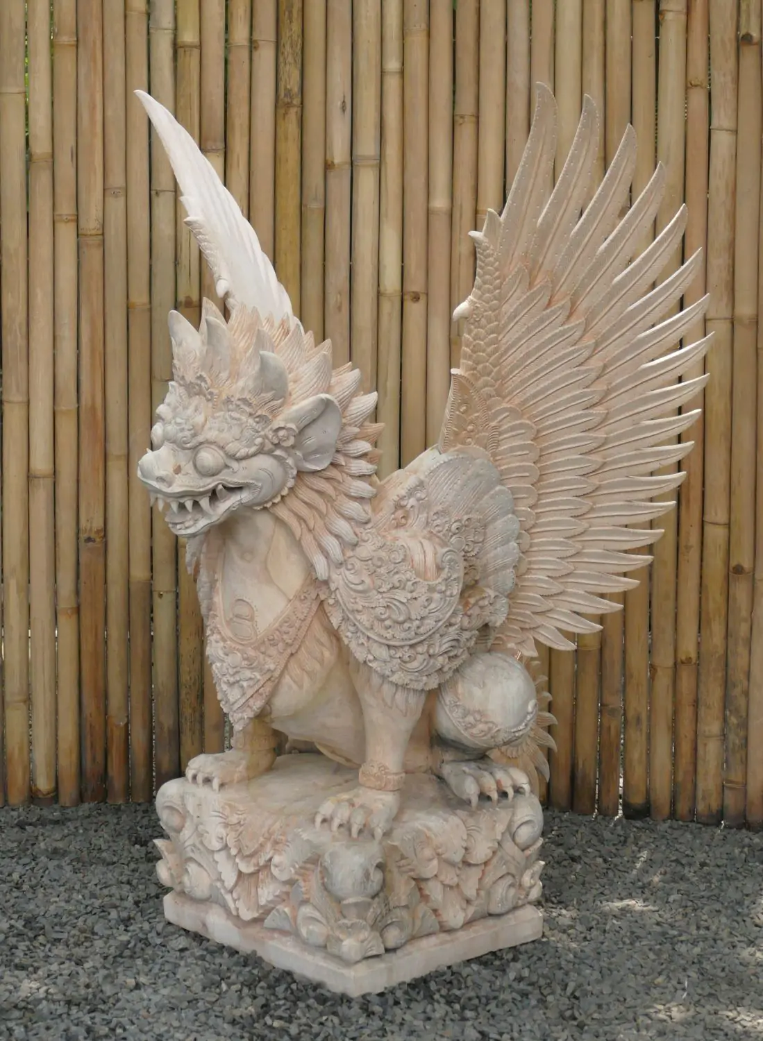  Product image 5 of the product “Singa ambara raja from Acazia wook, easy crack made from wood ”